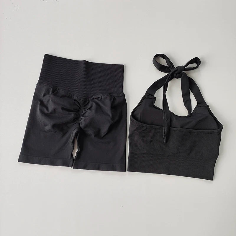 2-Piece Gym Set – Neck Hanging Sports Bra & Hip-Lifting Shorts