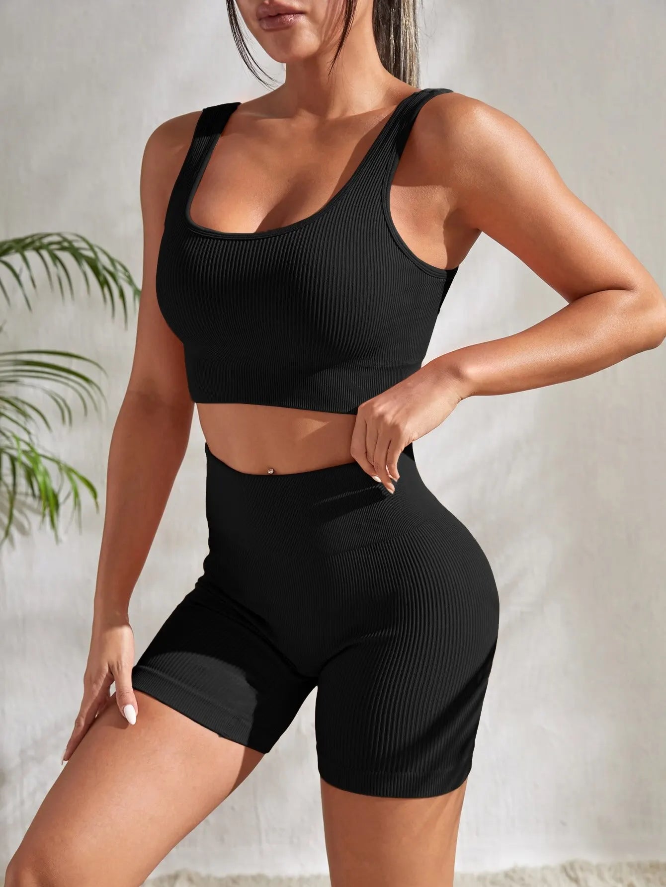 Ribbed Seamless 2-Piece Yoga Set – Crop Tank & High-Waist Shorts