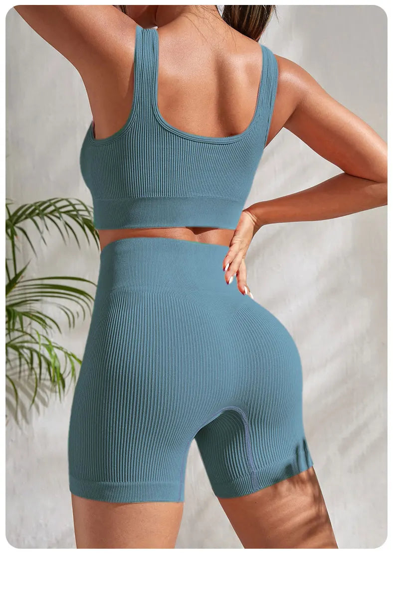 Ribbed Seamless 2-Piece Yoga Set – Crop Tank & High-Waist Shorts