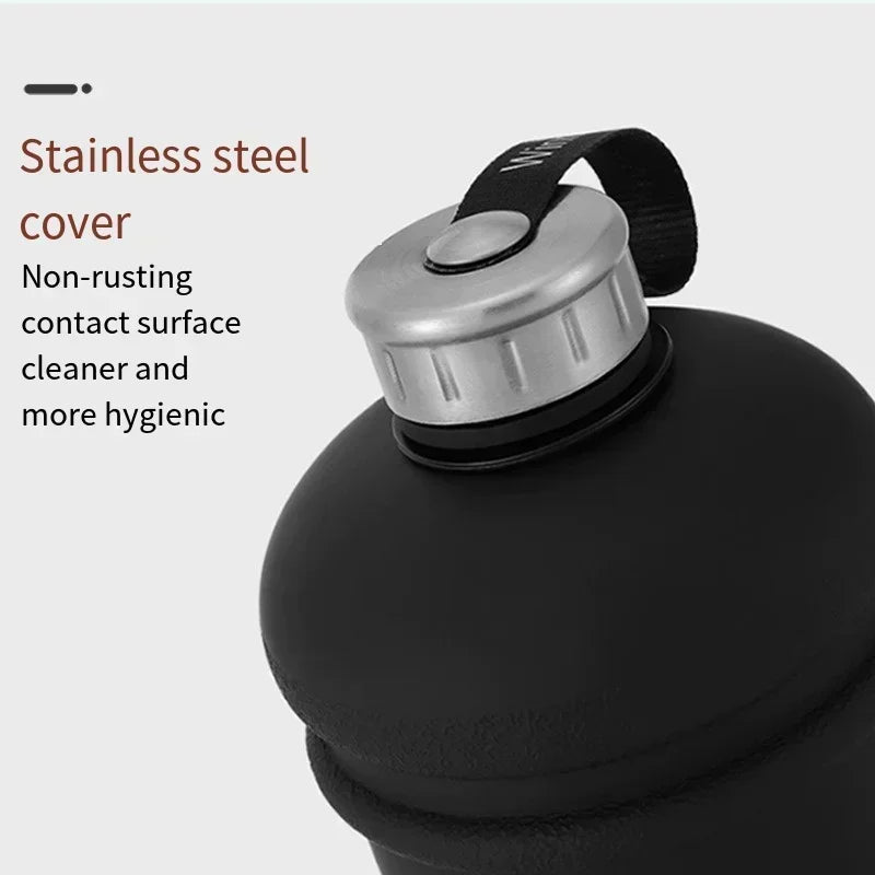 2.2L Large Capacity Plastic Sports Bottle