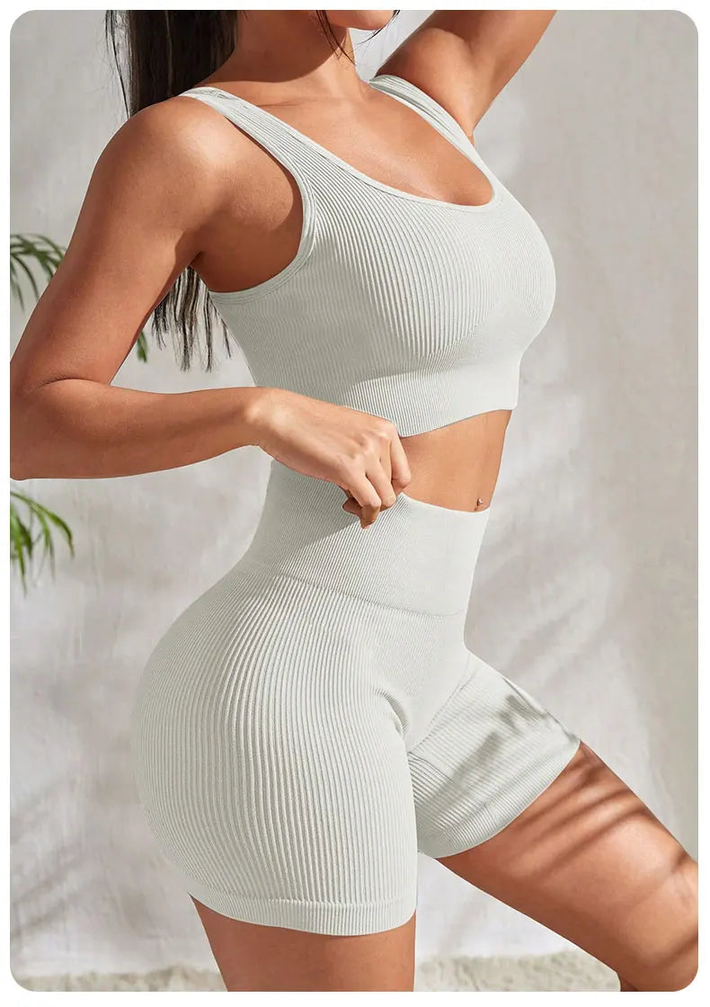 Ribbed Seamless 2-Piece Yoga Set – Crop Tank & High-Waist Shorts