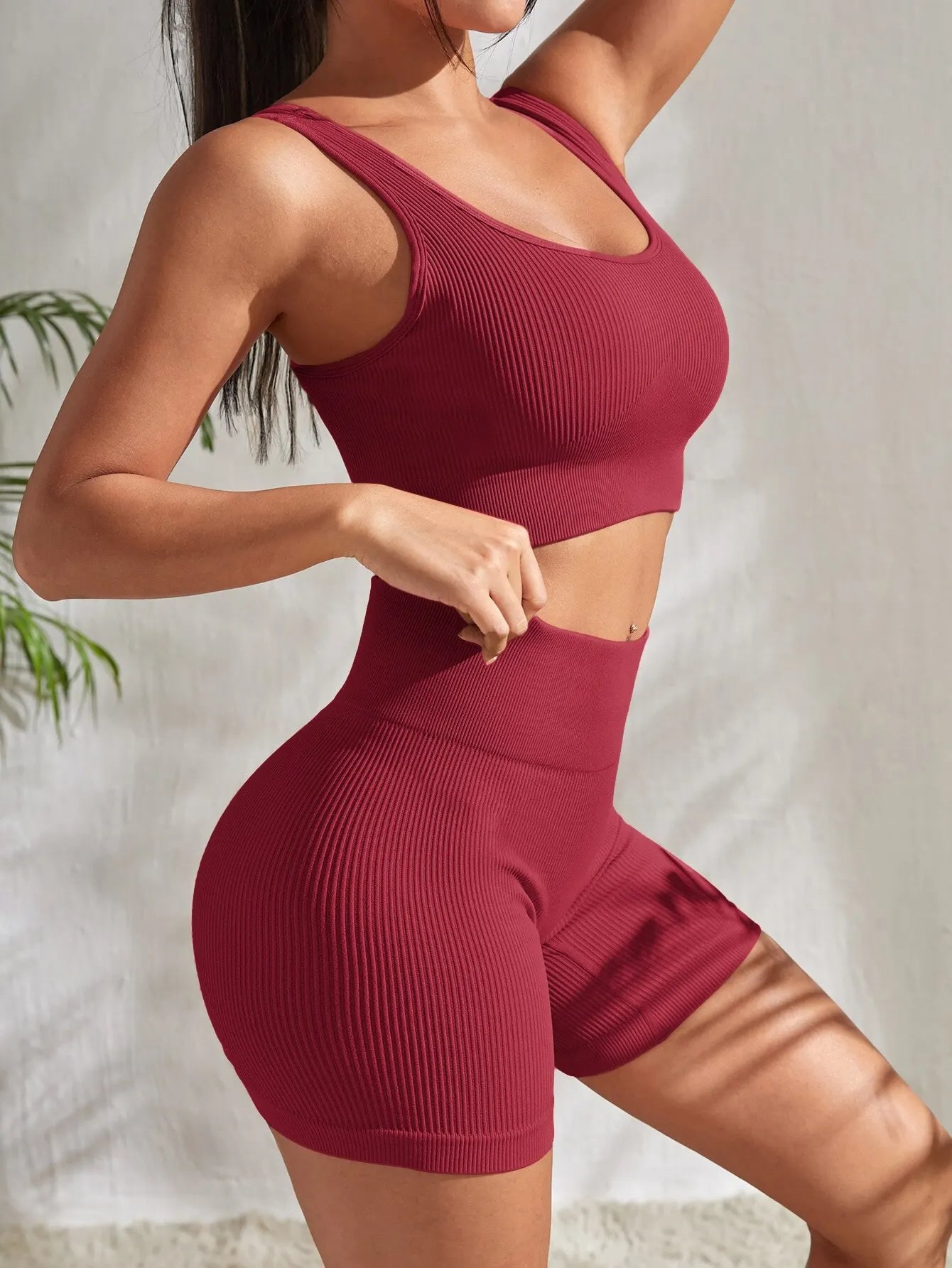 Ribbed Seamless 2-Piece Yoga Set – Crop Tank & High-Waist Shorts