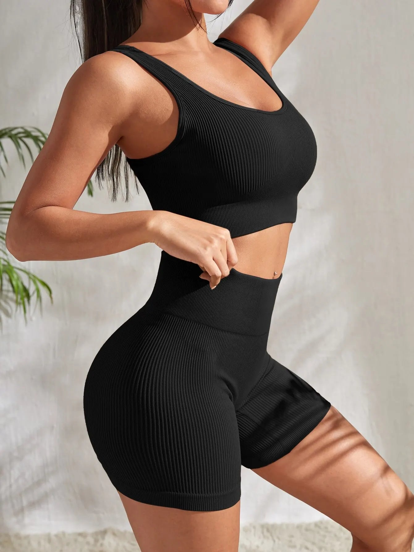 Ribbed Seamless 2-Piece Yoga Set – Crop Tank & High-Waist Shorts